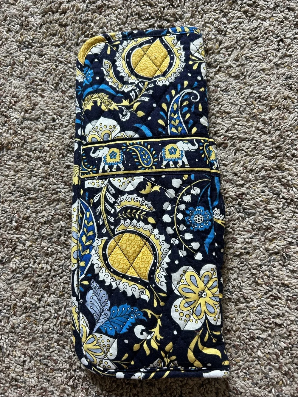 Vera Bradley perfect transporting